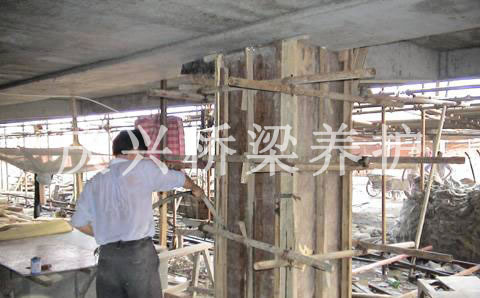 柱子截面加大加固